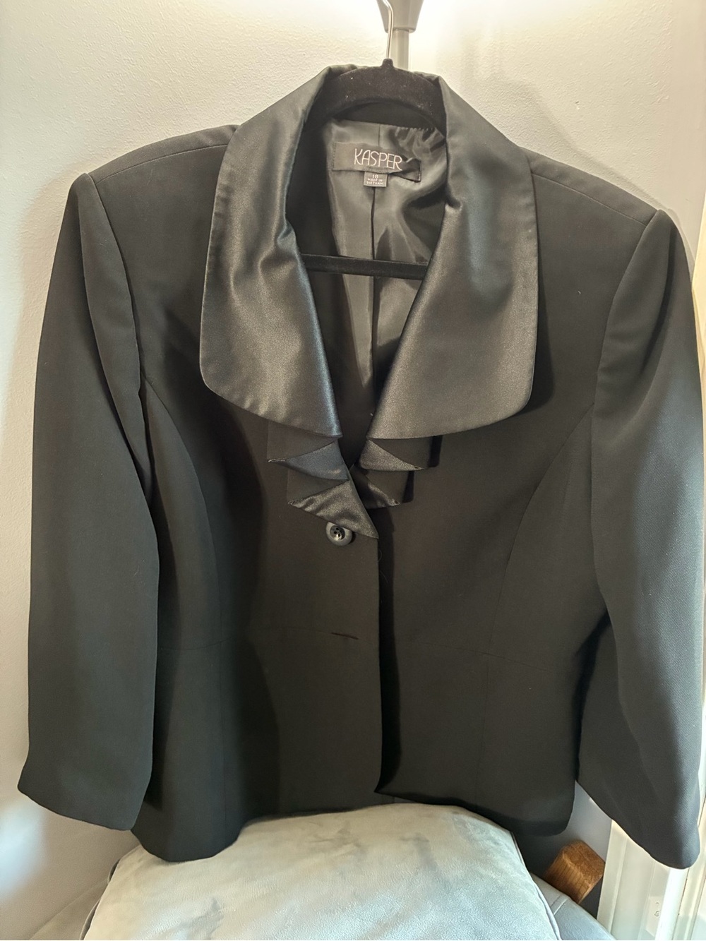 Kasper Black Satin-Trimmed Women's Blazer
